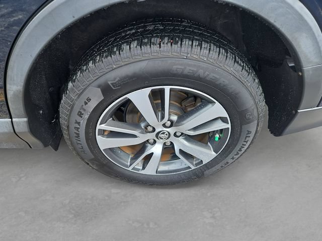 Used 2017 Toyota RAV4 XLE FWD image 10