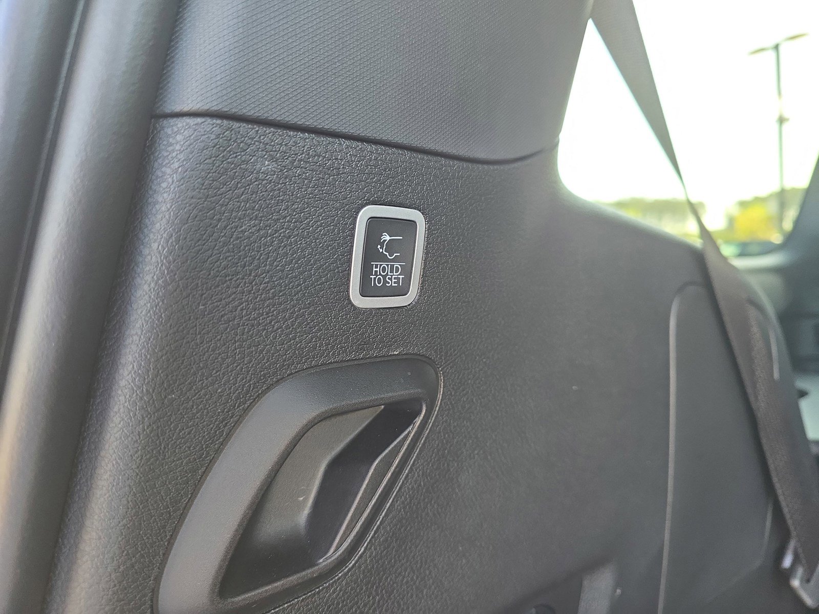 Used 2024 Jeep Wagoneer 4WD image 16