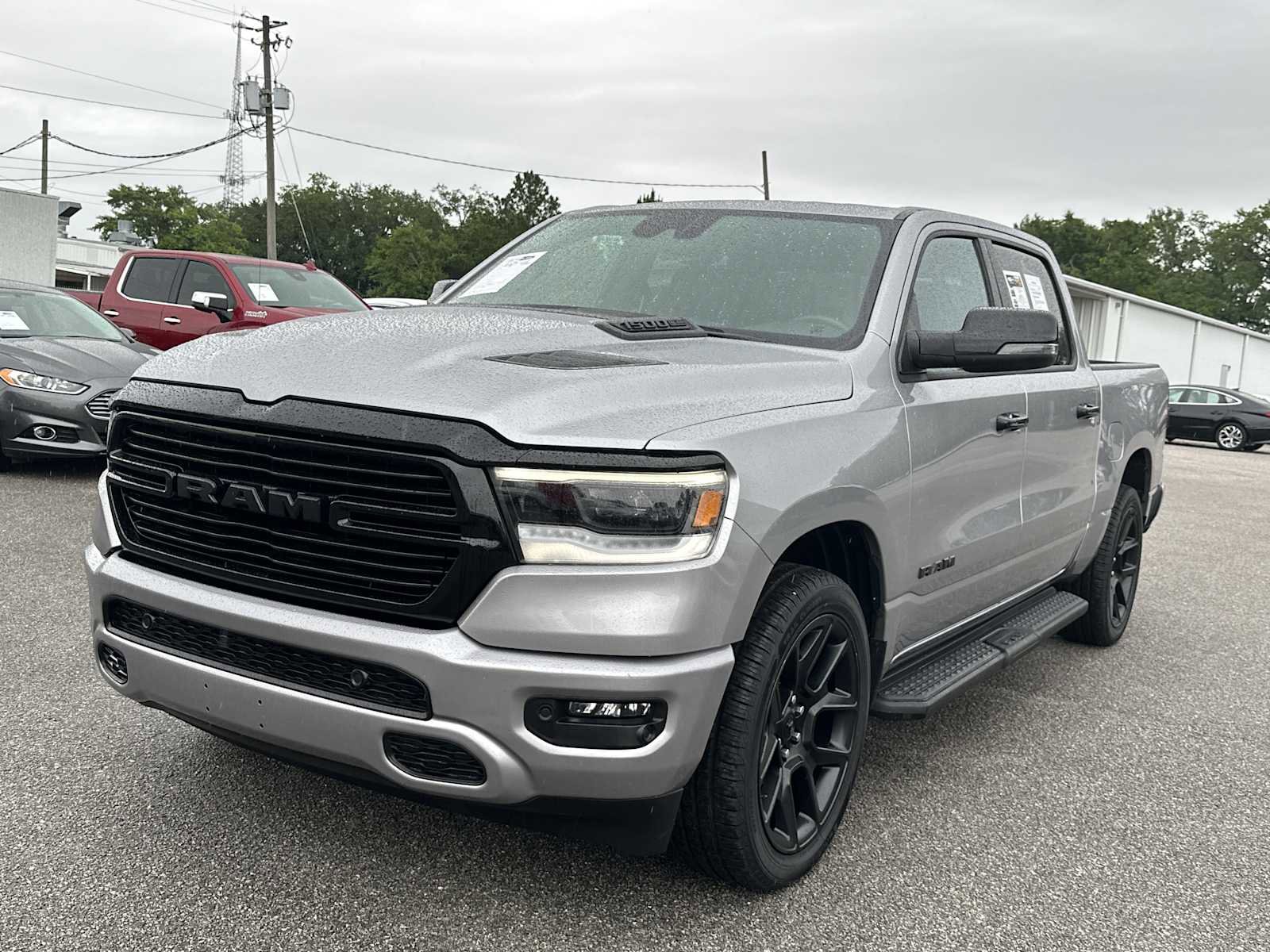 Used 2023 RAM 1500 Laramie AWD/4WD image 4