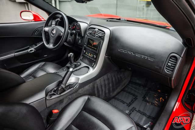Used 2007 Chevrolet Corvette Z06 w/ Preferred Equipment Group RWD image 19