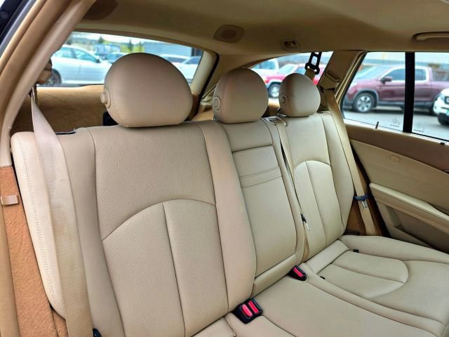 Used 2009 Mercedes-Benz E 350 4MATIC Wagon image 35
