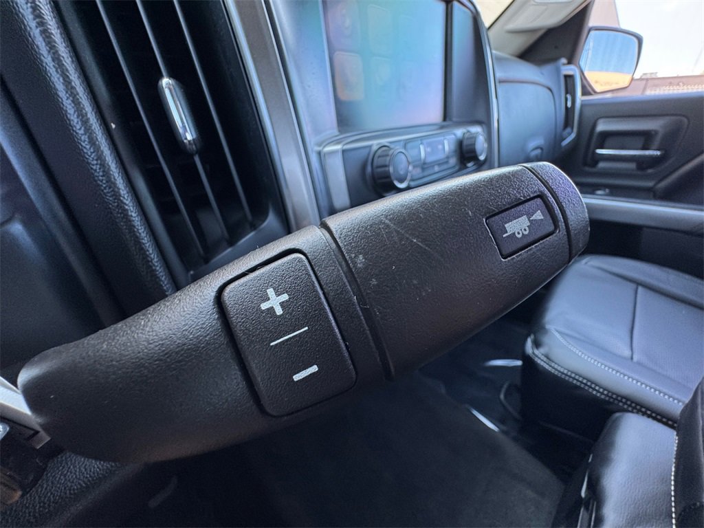 Used 2018 Chevrolet Silverado 1500 LT w/ All Star Edition image 28