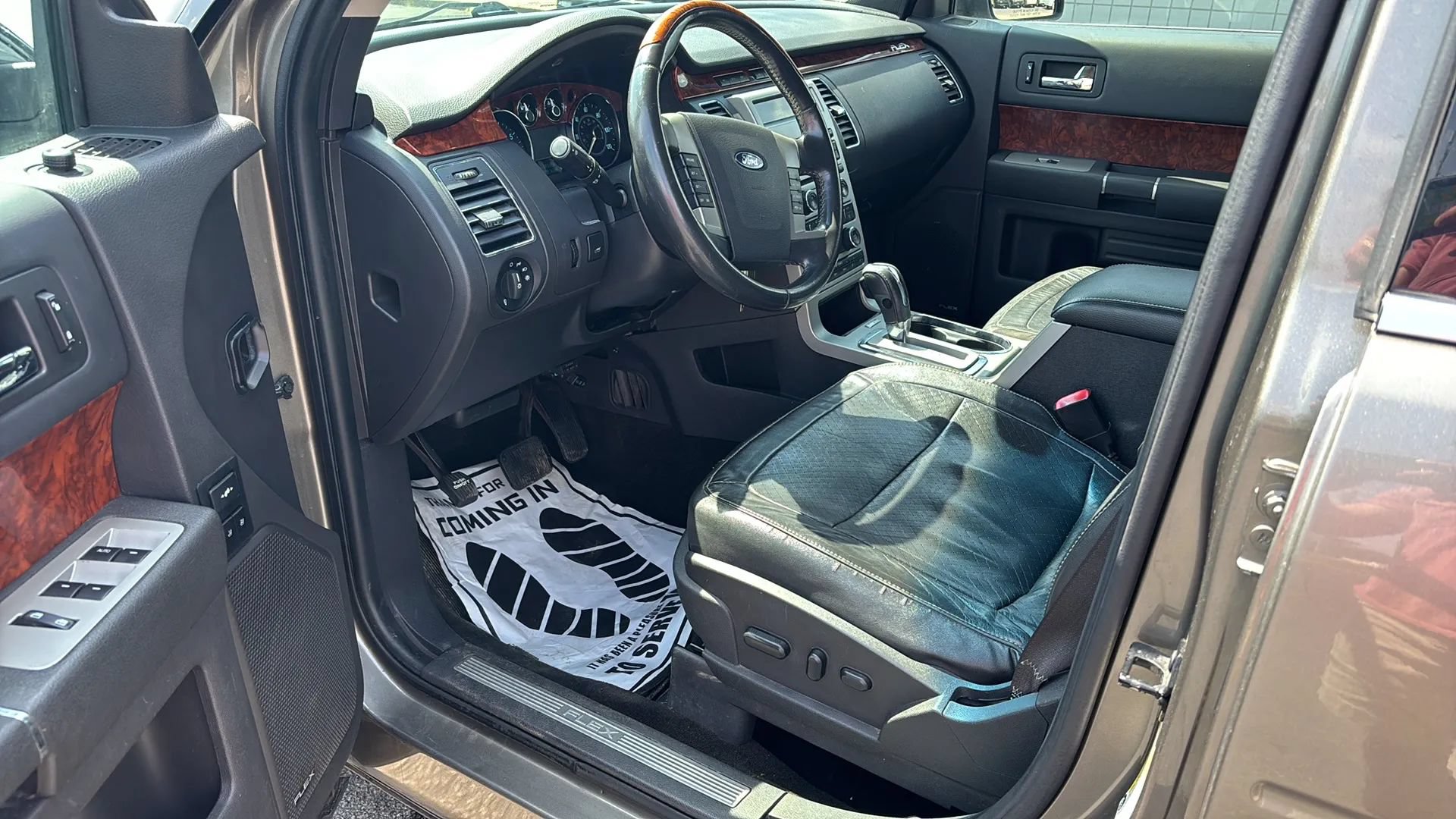 Used 2012 Ford Flex Limited AWD/4WD image 10