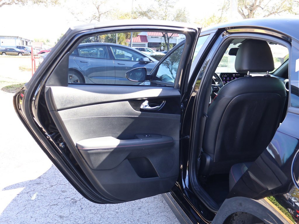 Used 2022 Kia Forte GT image 23