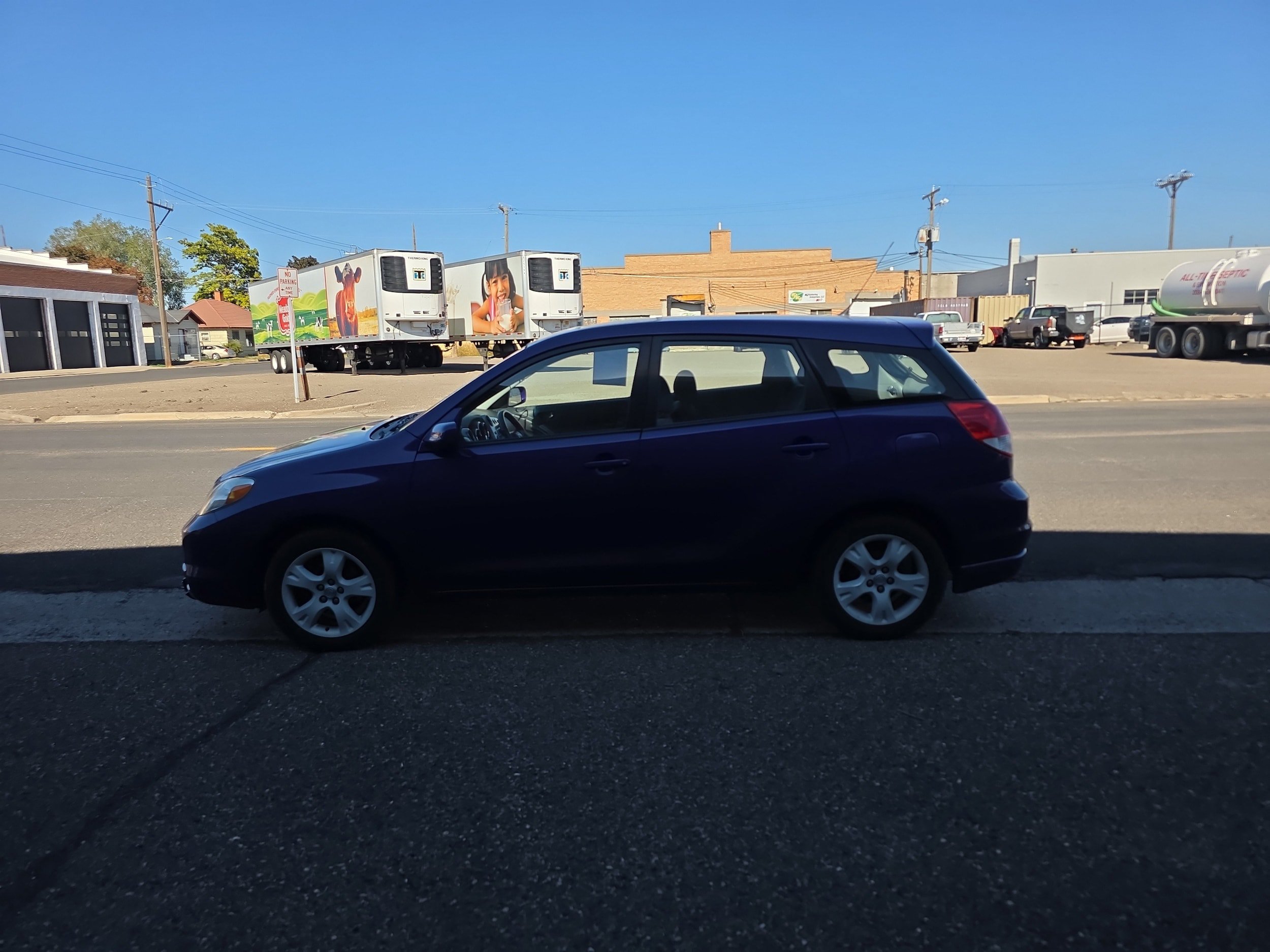 Used 2003 Toyota Matrix FWD image 4