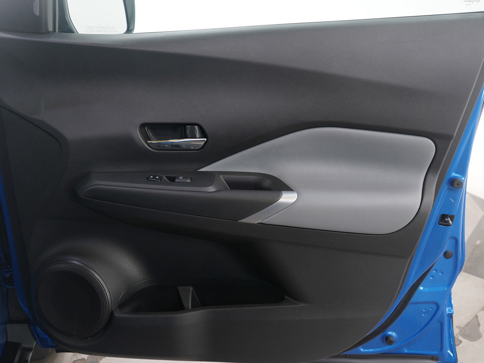 Used 2021 Nissan Kicks SR w/ SR Premium Package image 11