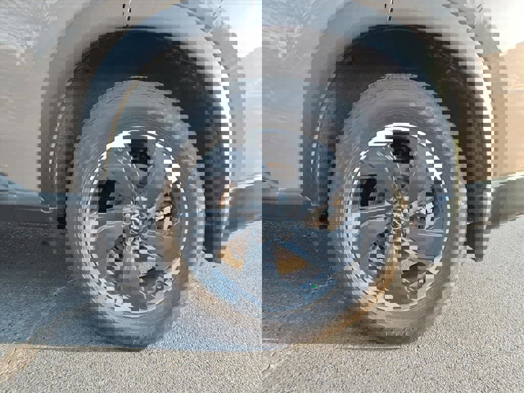 Used 2024 Nissan Rogue SV image 21