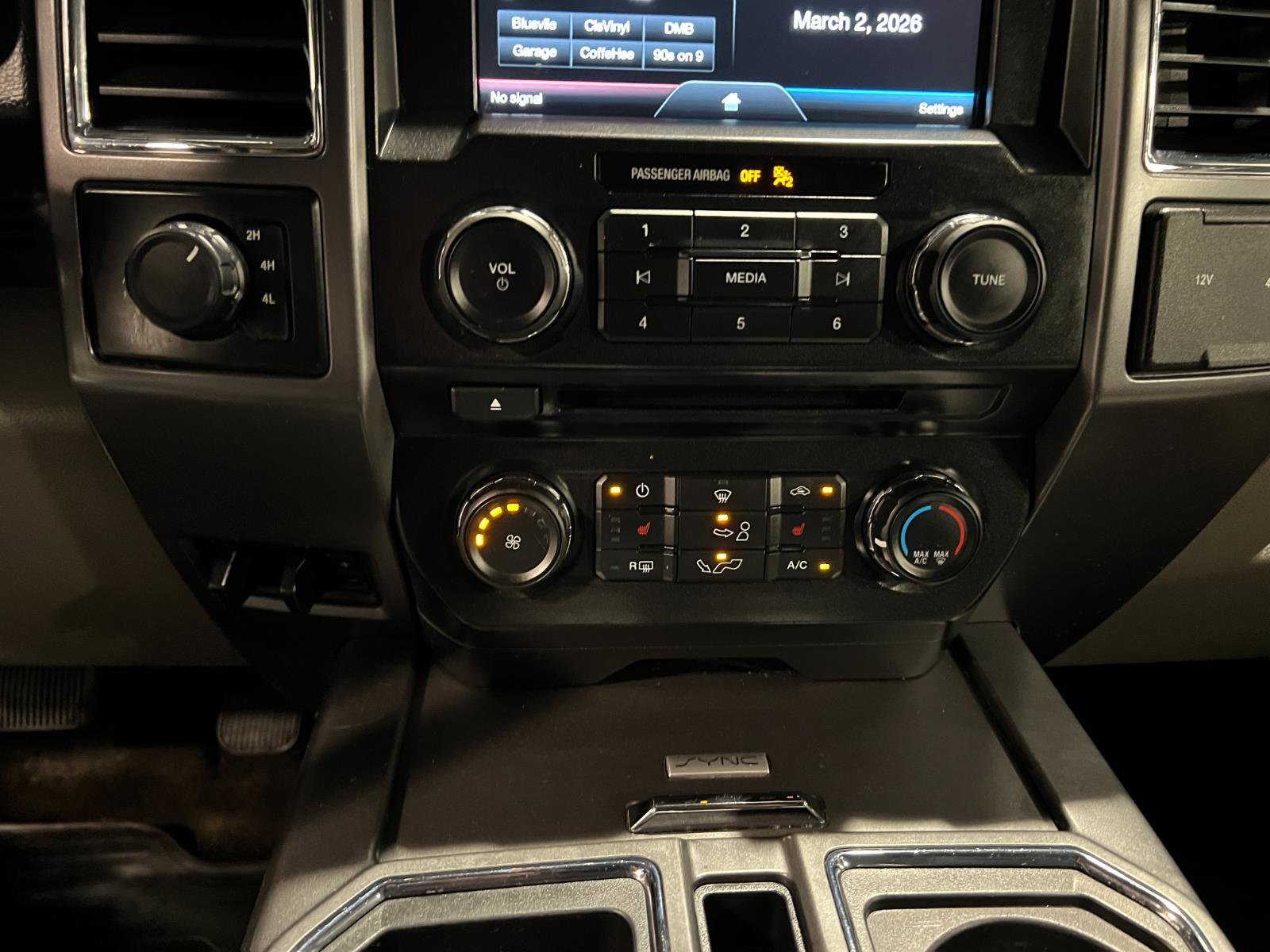 Used 2015 Ford F150 XLT w/ Equipment Group 302A Luxury image 19