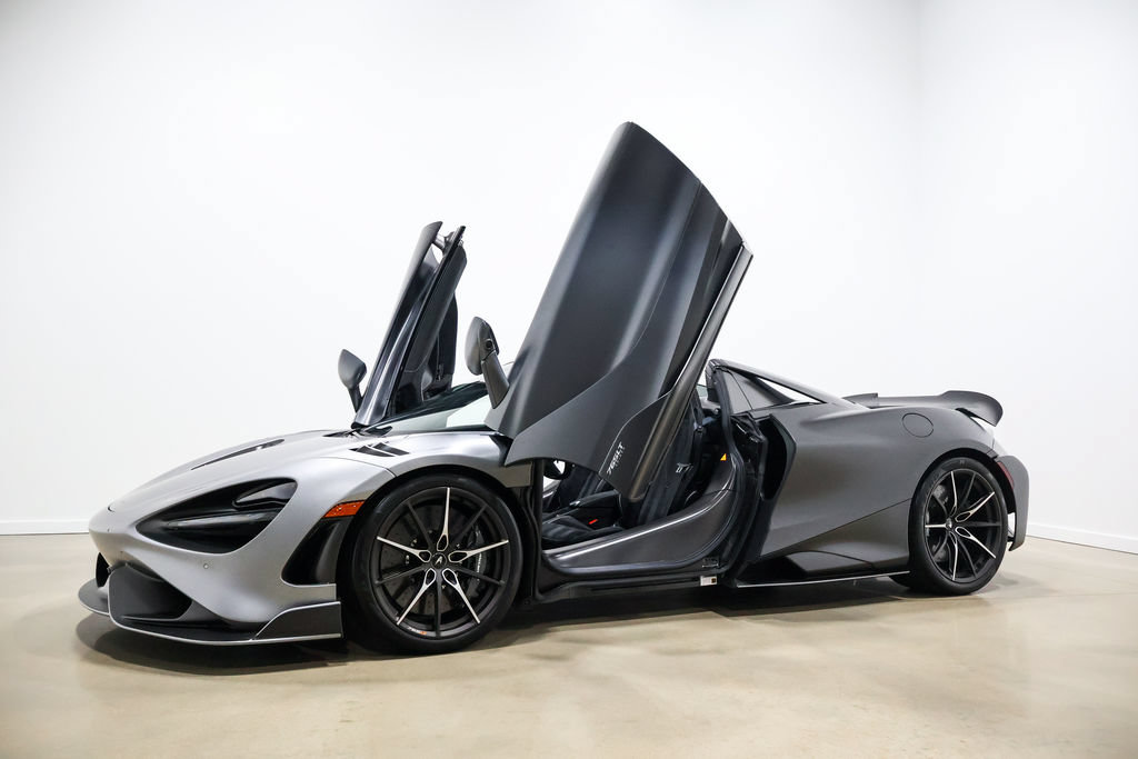 Used 2022 McLaren 765LT RWD image 31