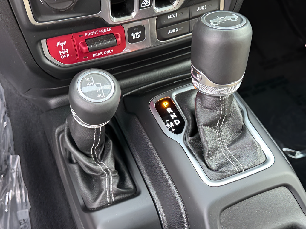 Used 2018 Jeep Wrangler Unlimited Rubicon AWD/4WD image 31