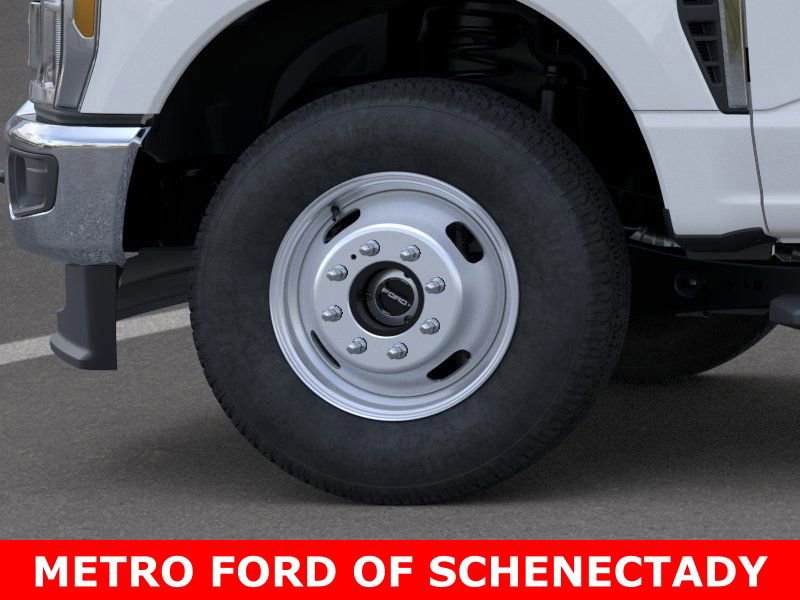 New 2025 Ford F350 XL w/ XL Chrome Package image 19