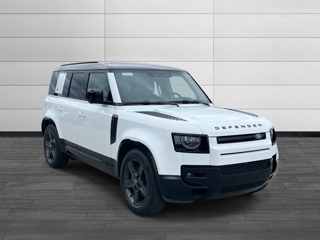 Certified 2024 Land Rover Defender 110 X-Dynamic SE AWD/4WD image 7