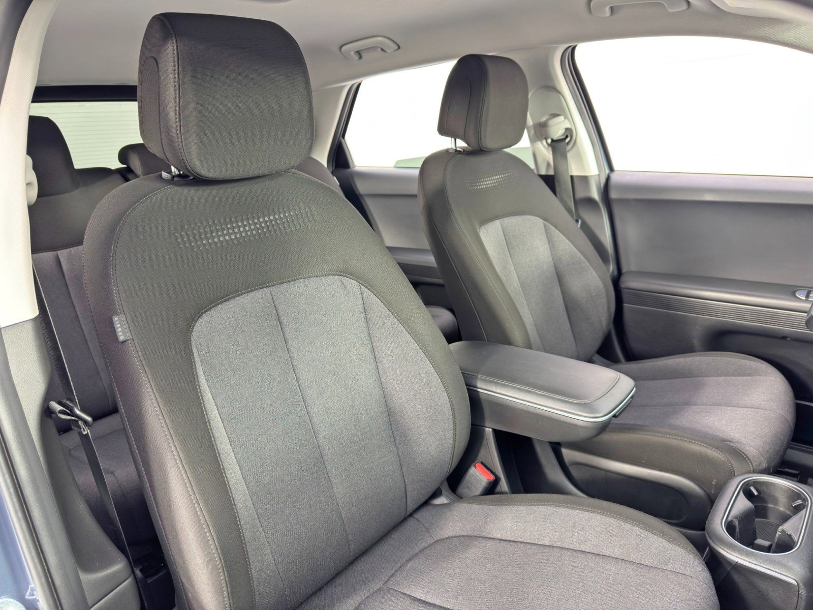 Used 2024 Hyundai Ioniq 5 SEL image 35