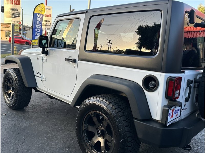 Used 2017 Jeep Wrangler Sport w/ Quick Order Package 24S AWD/4WD image 36