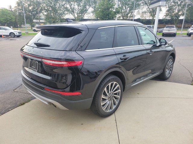 Certified 2024 Lincoln Corsair Reserve w/ Equipment Group 201A AWD/4WD image 14