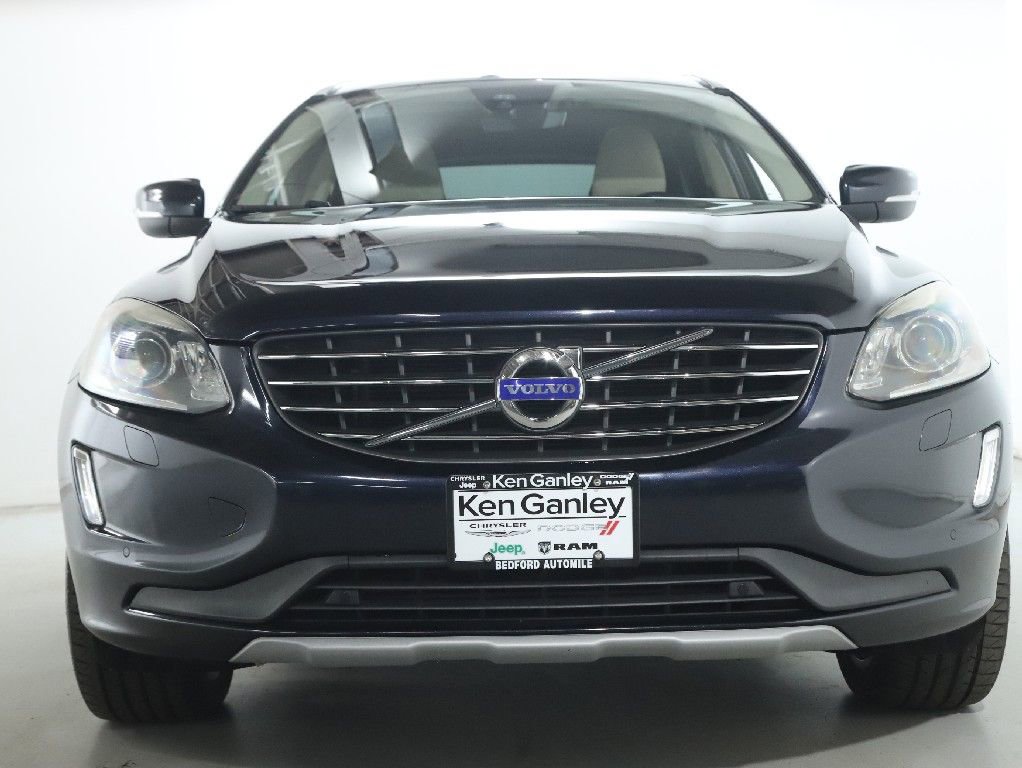 Used 2017 Volvo XC60 T6 Inscription w/ Climate Package image 5