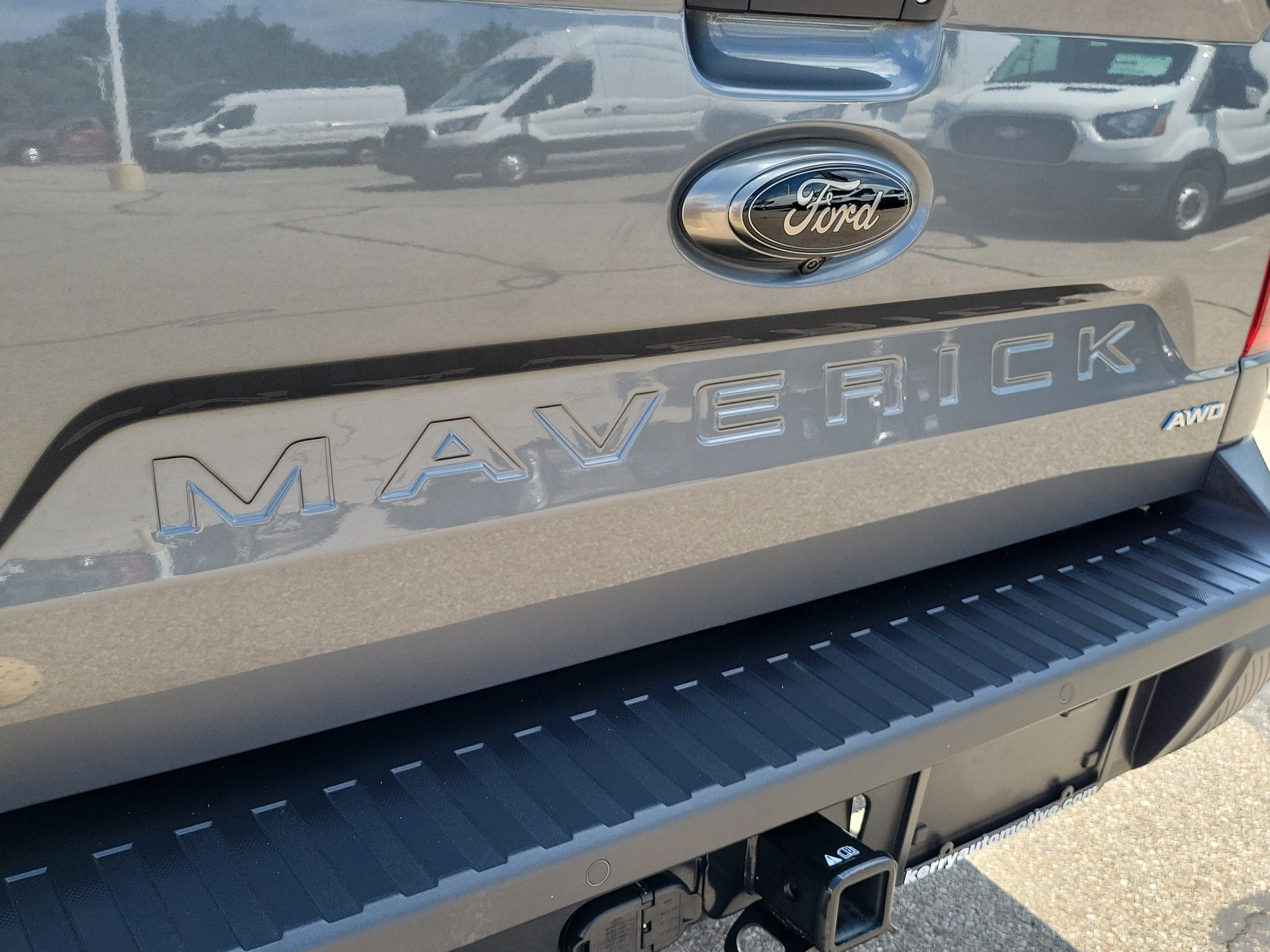 Used 2024 Ford Maverick Lariat w/ Black Appearance Package AWD/4WD image 6
