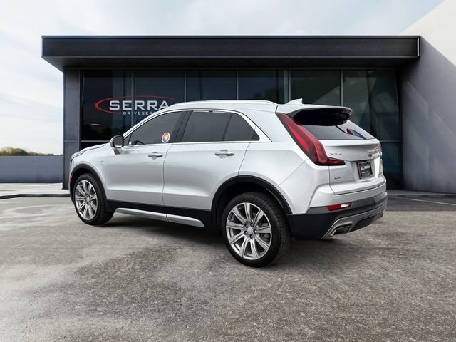 Used 2021 Cadillac XT4 Premium Luxury w/ Cold Weather Package AWD/4WD image 3