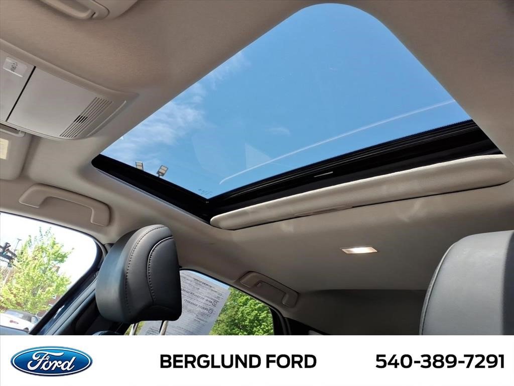 Certified 2025 MAZDA CX-30 AWD 2.5 S w/ Premium Package image 13