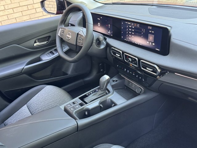 New 2026 Nissan Sentra SV w/ SV Convenience Package FWD image 8