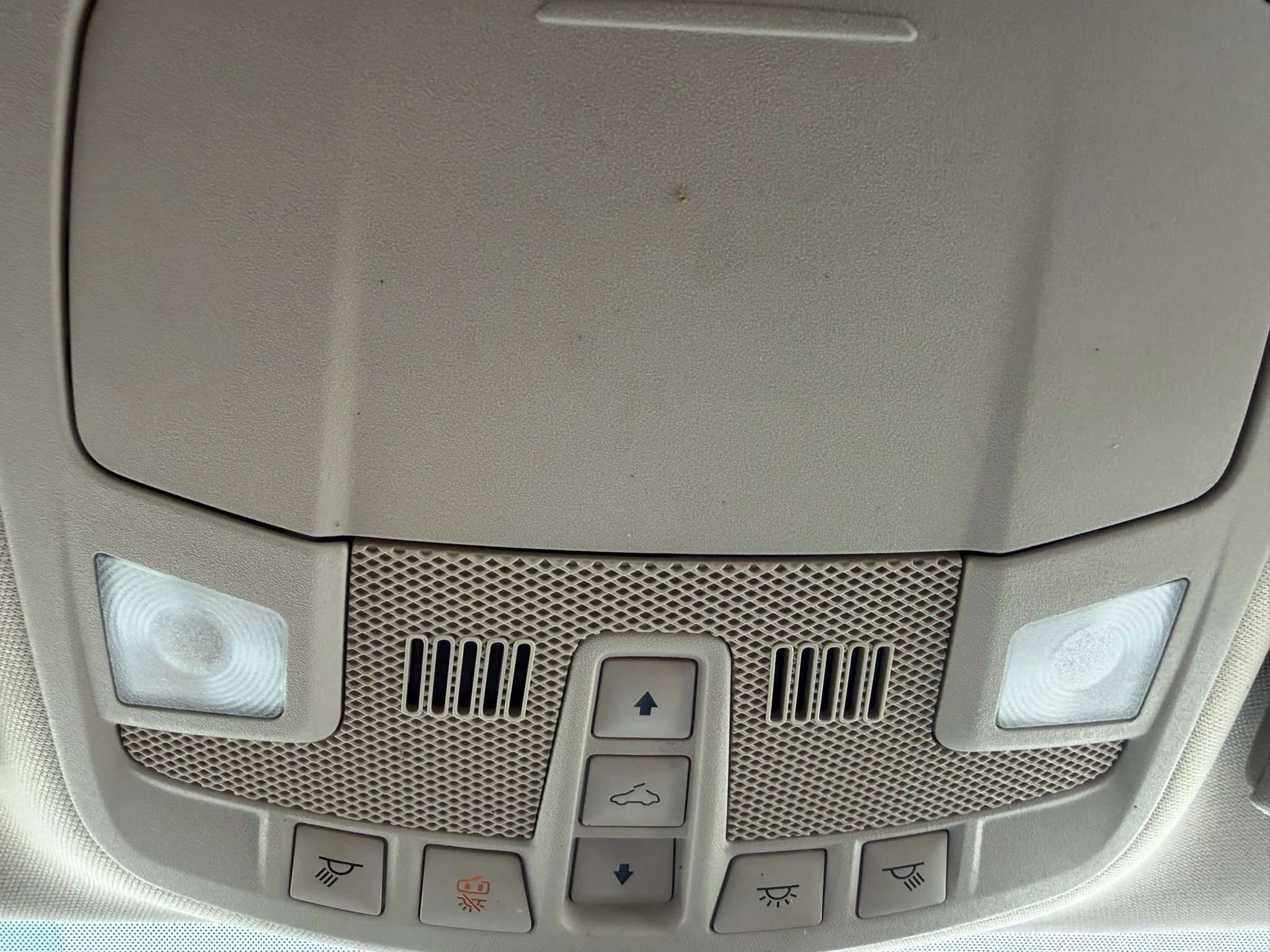 Used 2020 Ford Fusion SE image 21