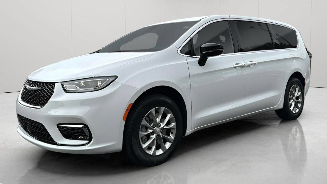 New 2025 Chrysler Pacifica Select AWD/4WD image 10