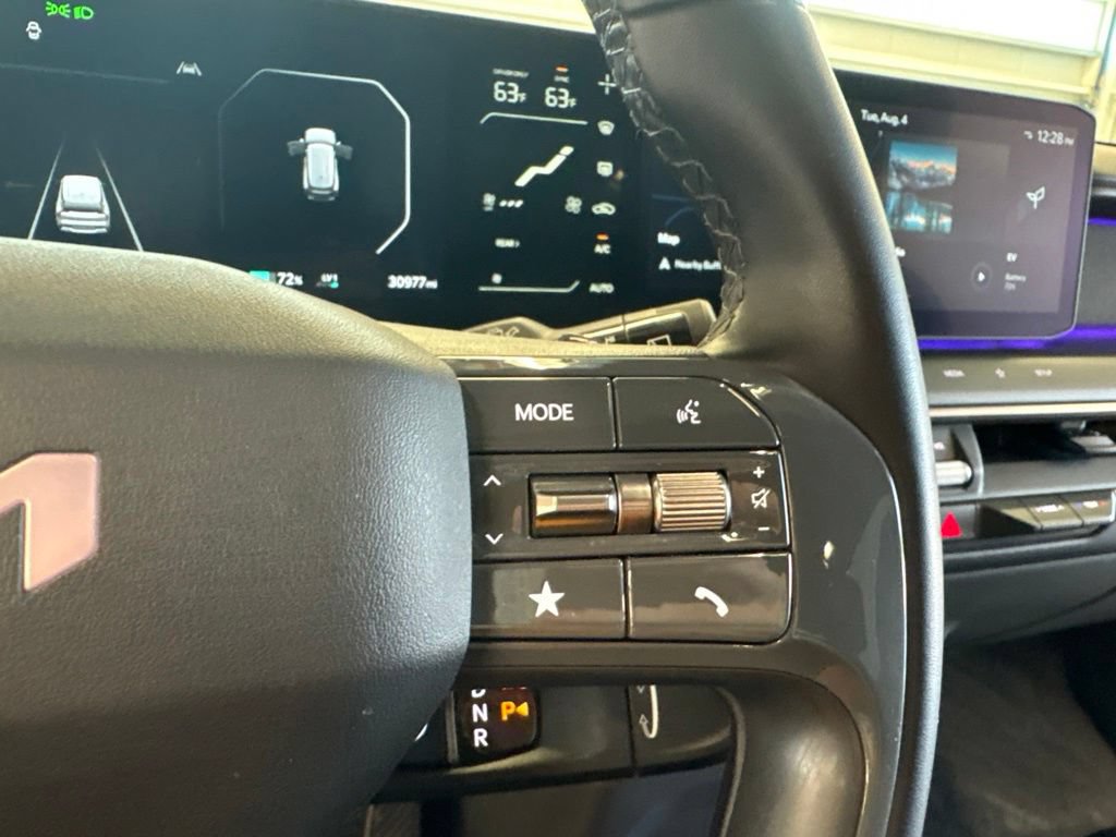 Certified 2024 Kia EV9 Land AWD/4WD image 33