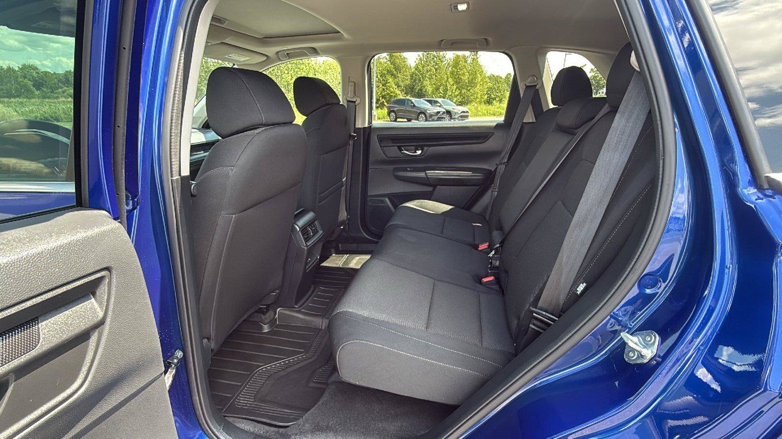 Used 2025 Honda CR-V EX image 23