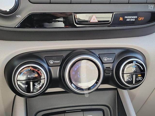 New 2026 Hyundai Venue SEL FWD image 11