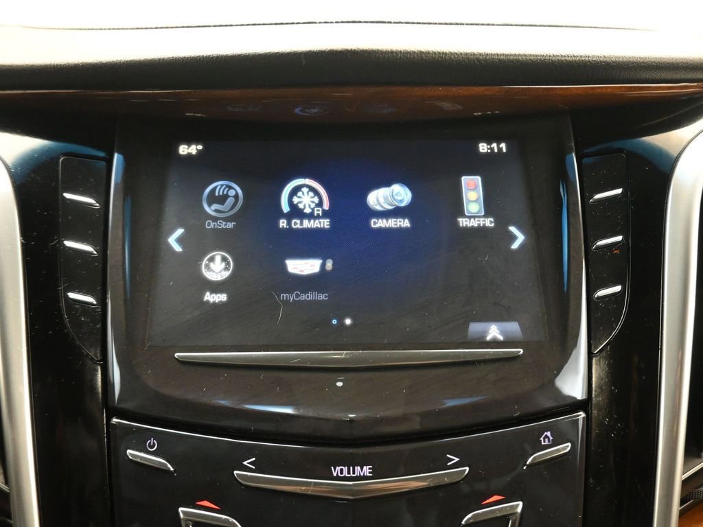 Used 2018 Cadillac Escalade Luxury image 18