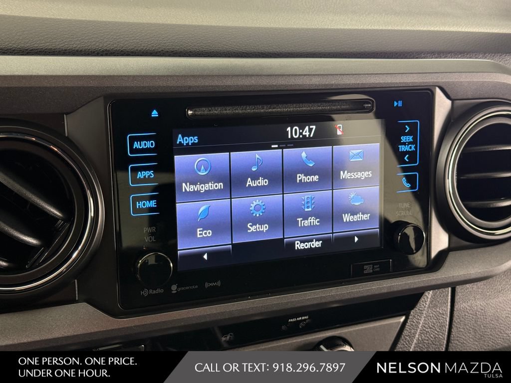 Used 2018 Toyota Tacoma TRD Sport w/ Technology Package AWD/4WD image 30