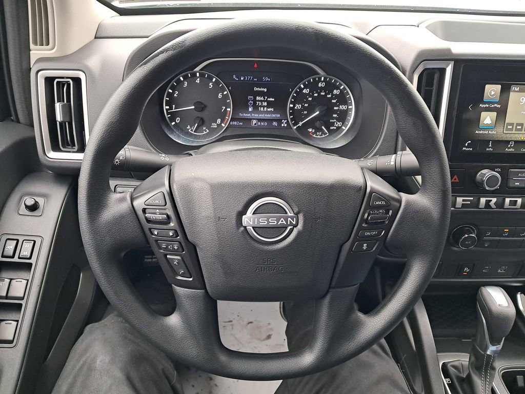 Certified 2025 Nissan Frontier SV image 30