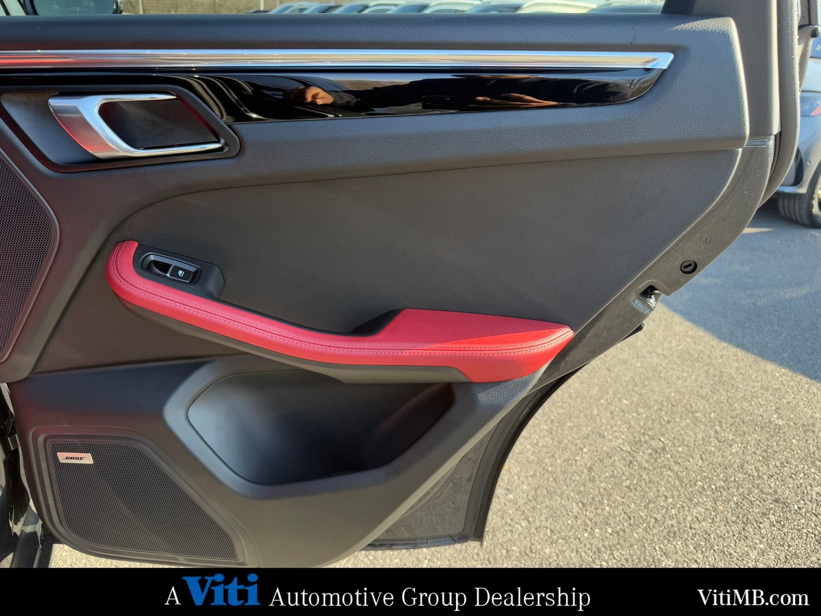 Used 2024 Porsche Macan S image 25