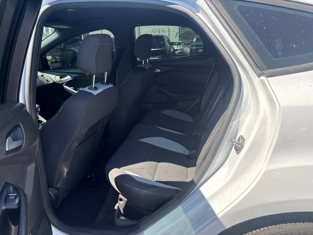 Used 2018 Ford Focus ST FWD image 11