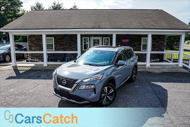 Used 2023 Nissan Rogue SL w/ SL Premium Package FWD image 2