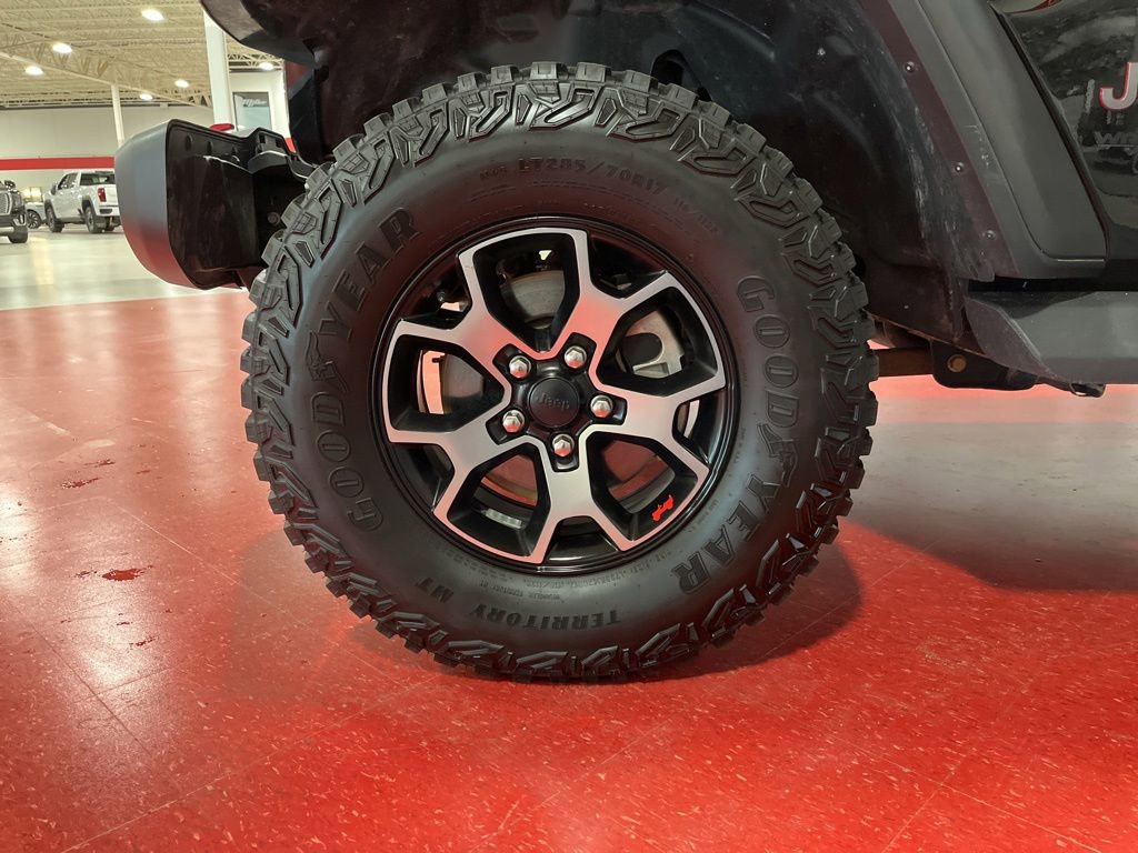 Used 2018 Jeep Wrangler Rubicon AWD/4WD image 9