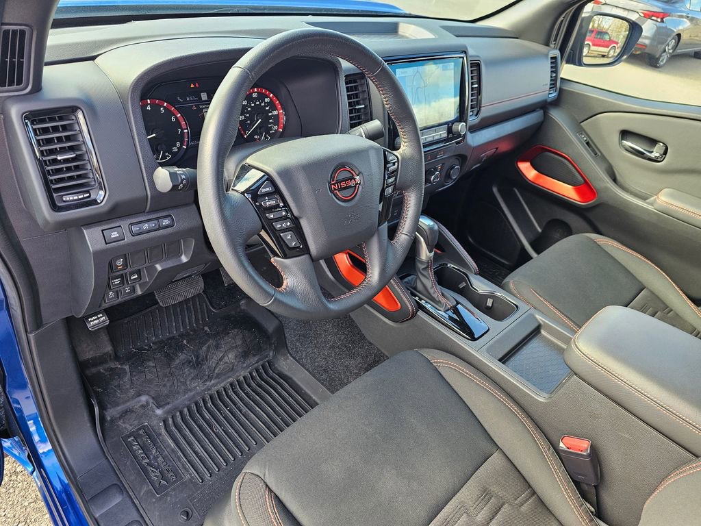 Used 2024 Nissan Frontier PRO-4X w/ Technology Package image 12
