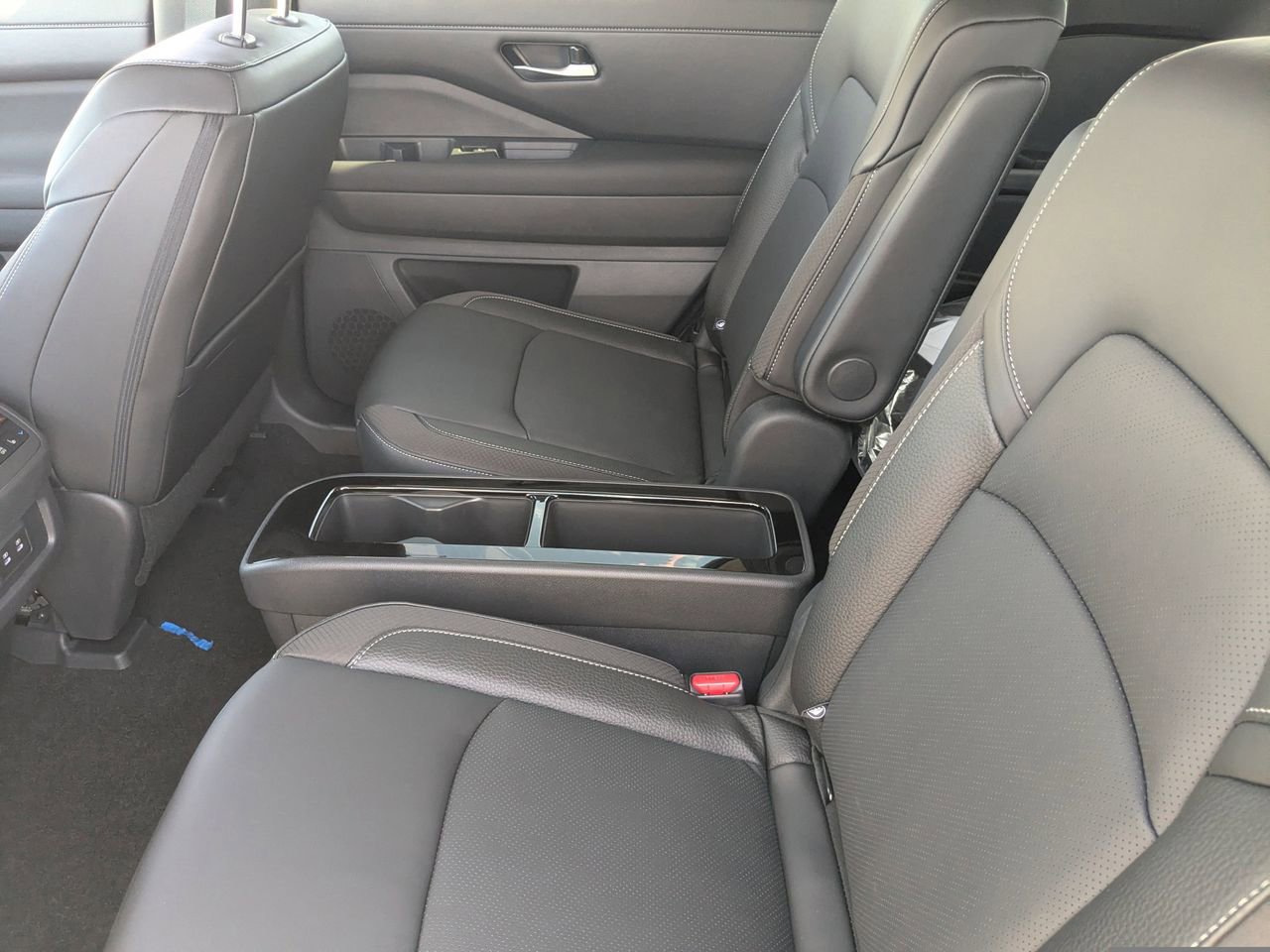 New 2026 Nissan Pathfinder SL w/ SL Premium Package AWD/4WD image 26