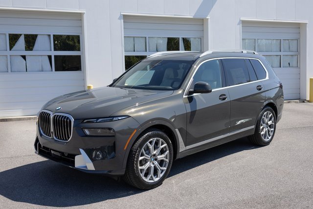 New 2026 BMW X7 xDrive40i image 1