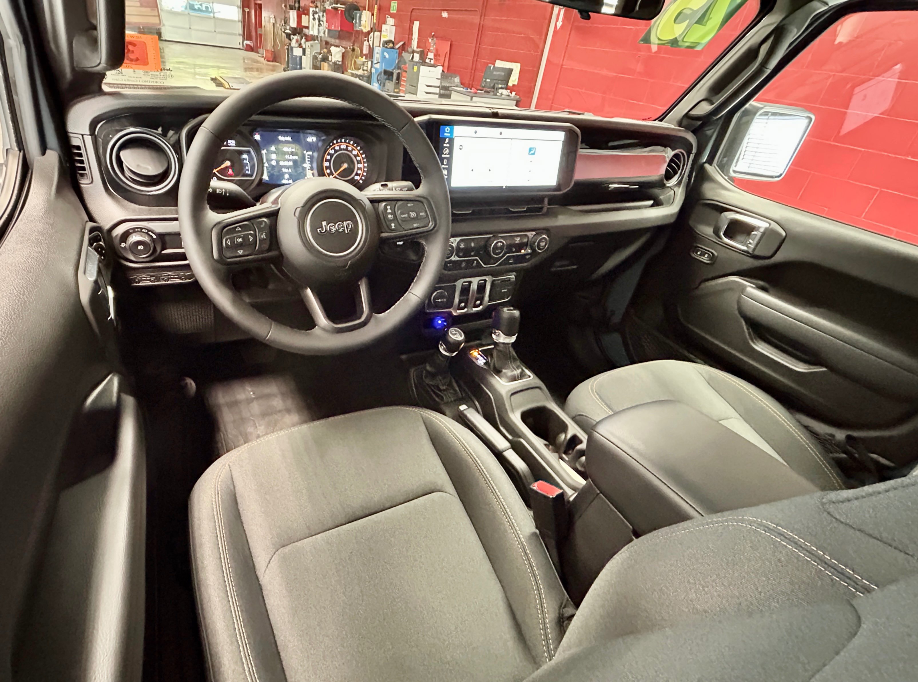 Certified 2025 Jeep Wrangler Sport AWD/4WD image 62