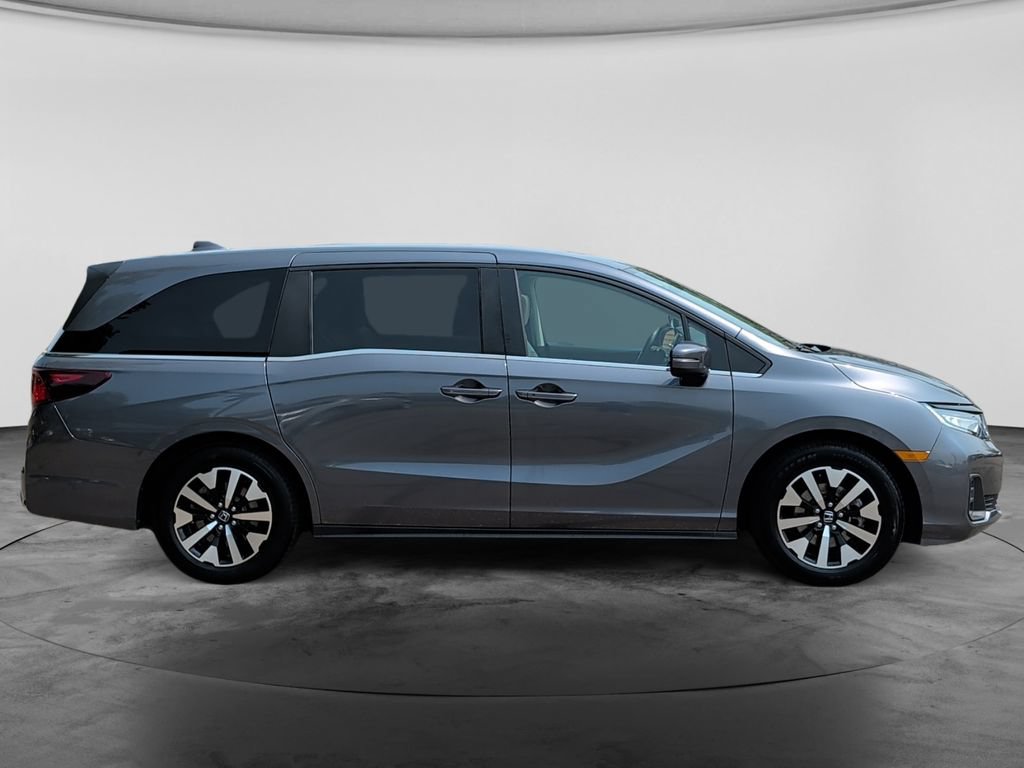 Used 2025 Honda Odyssey EX-L image 8
