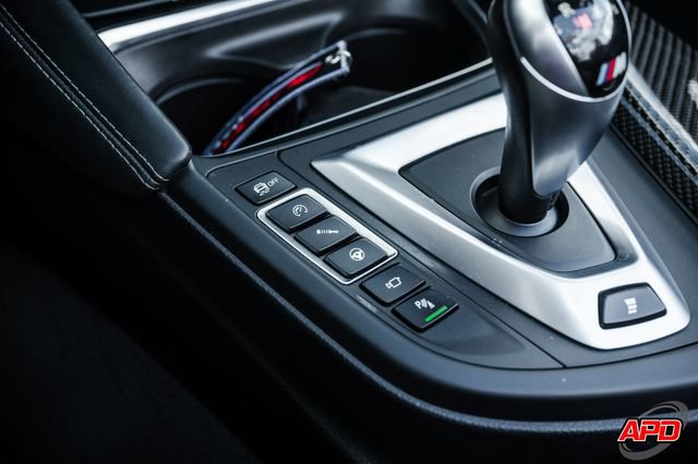 Used 2015 BMW M4 Convertible image 16