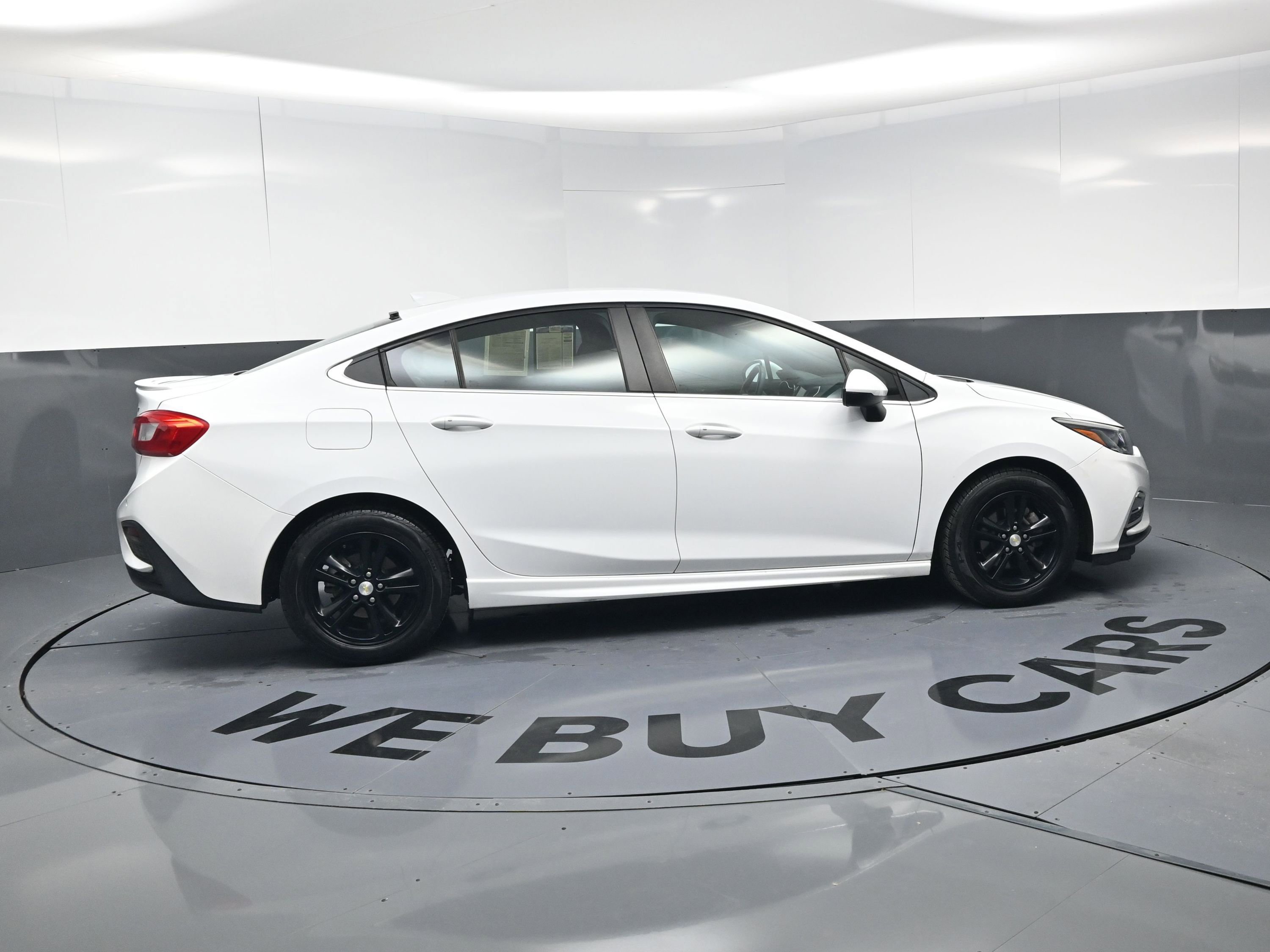 Used 2016 Chevrolet Cruze LT w/ Convenience Package image 10