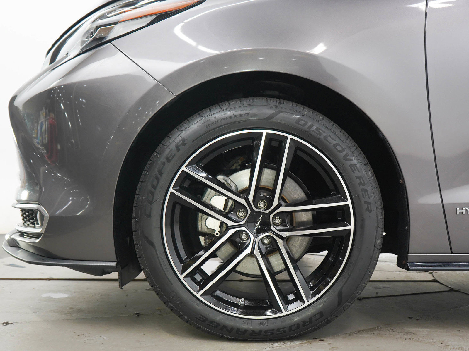 Used 2021 Toyota Sienna Platinum AWD/4WD image 29