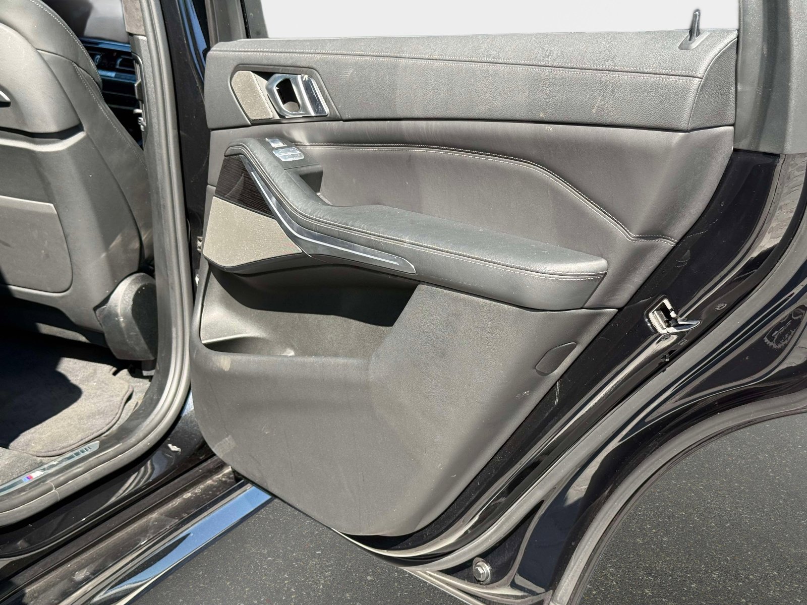 Used 2021 BMW X7 xDrive40i w/ M Sport Package image 26