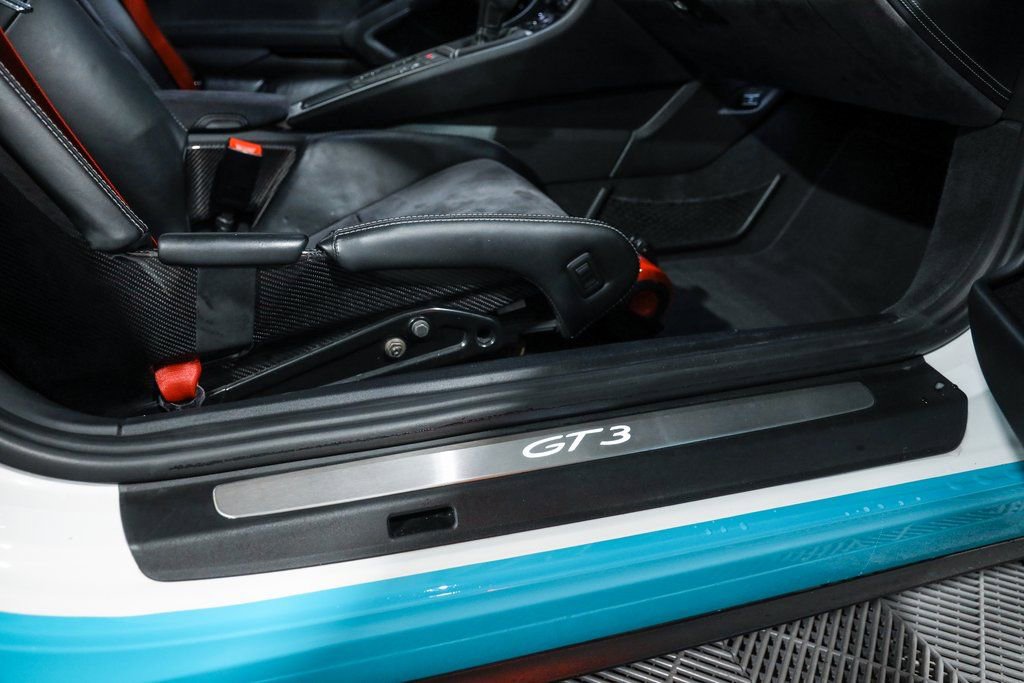 Used 2015 Porsche 911 GT3 image 20