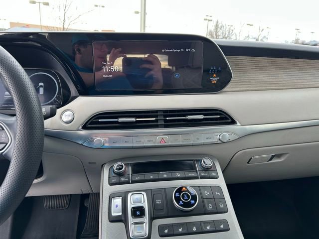 Used 2022 Hyundai Palisade Limited w/ Cargo Package image 20