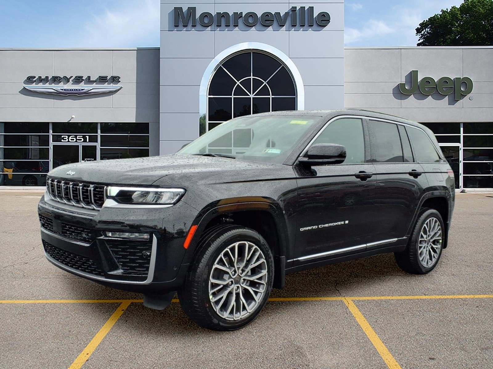 New 2026 Jeep Grand Cherokee Summit