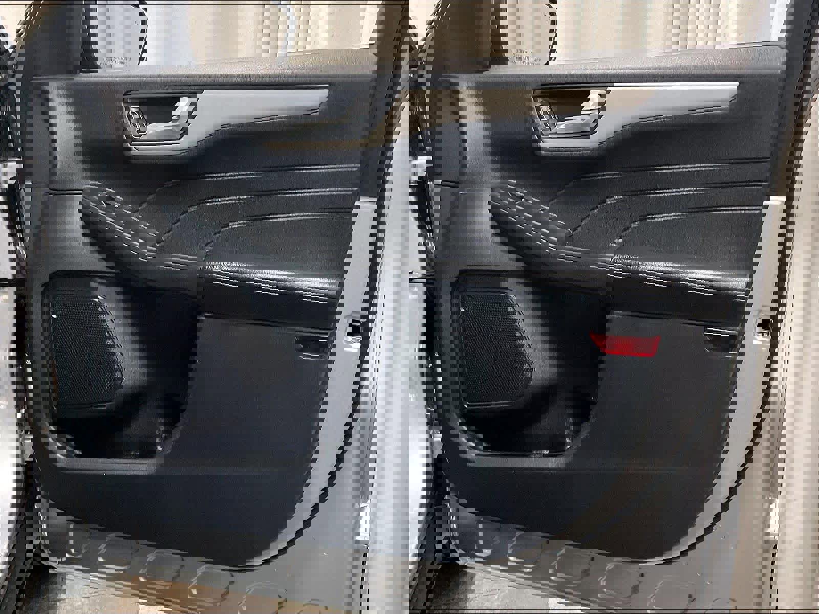 Used 2022 Ford Escape SEL w/ Technology Package image 12