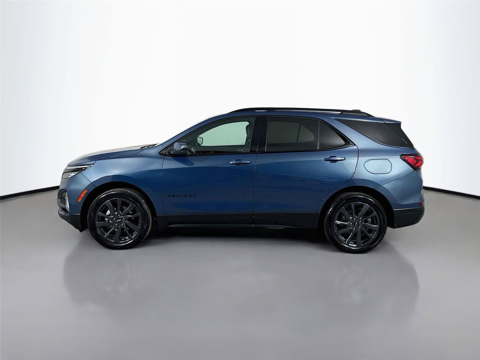 Used 2024 Chevrolet Equinox RS AWD/4WD image 6
